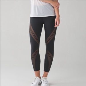 🦄 Rare Lululemon Metta Black Mesh Leggings